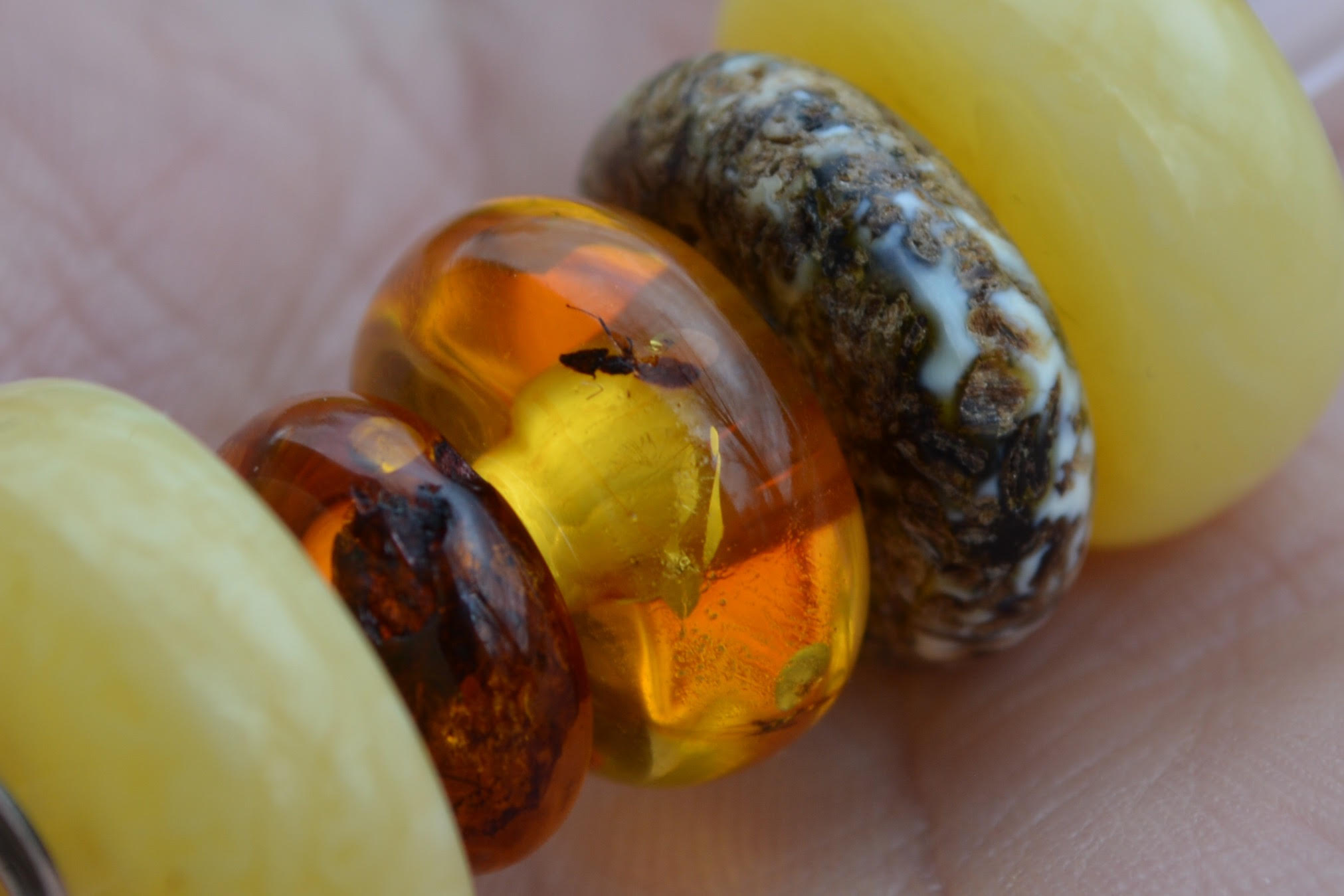 TROLLBEADS AMBER