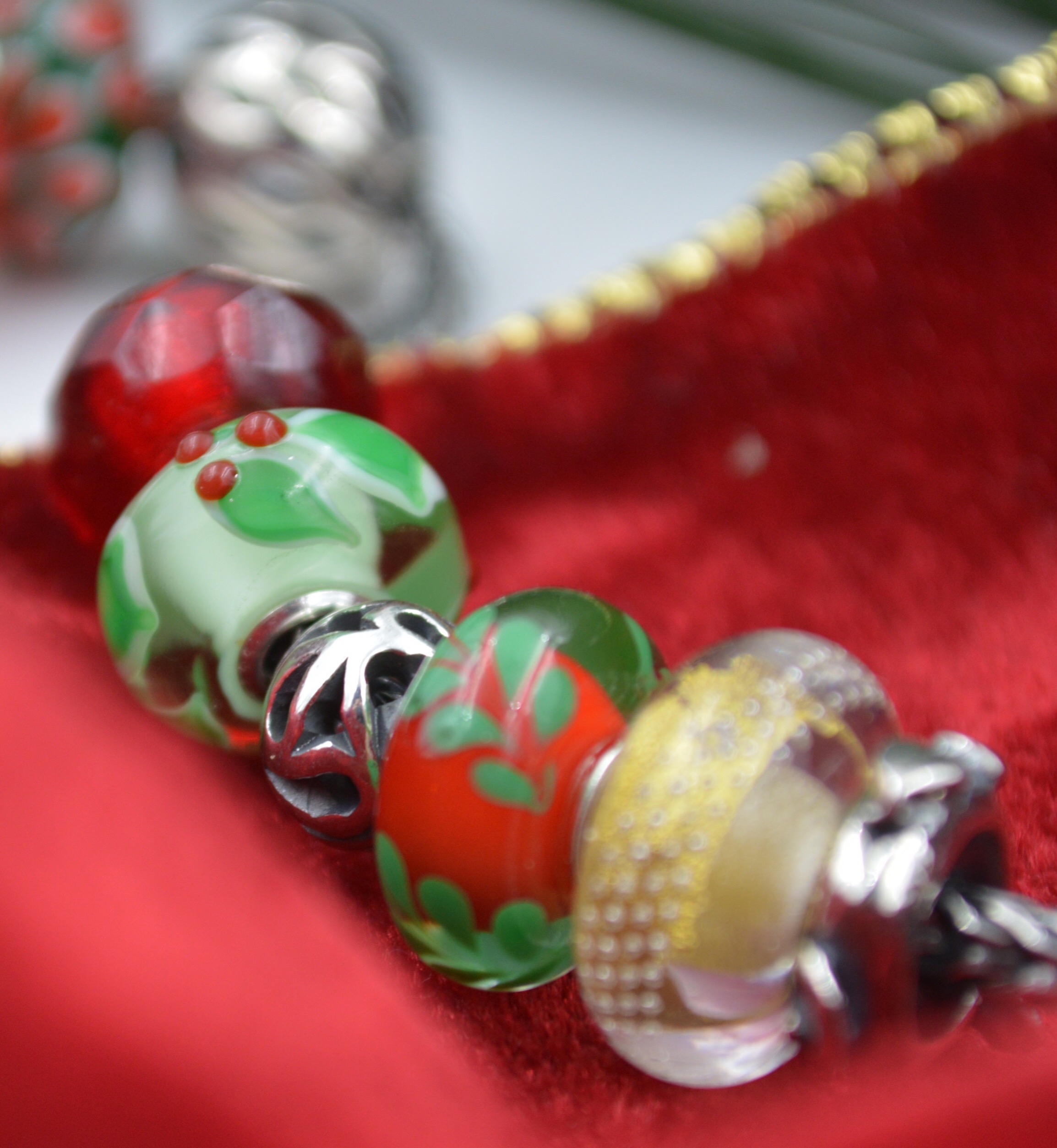 A selection of holiday beads from the 2017 release.