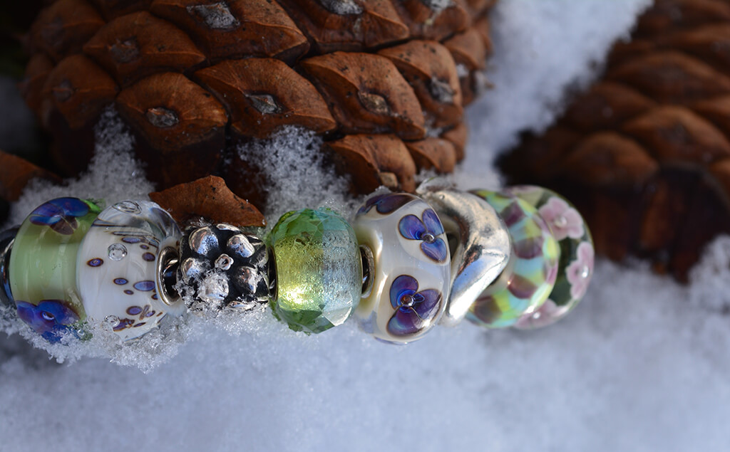 Floral Trollbeads to bring spring a bit faster!