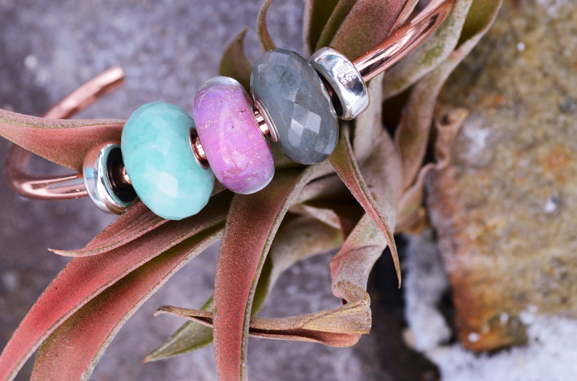 A pastel bangle inspired by nature, created b Trollbeadsakron.com